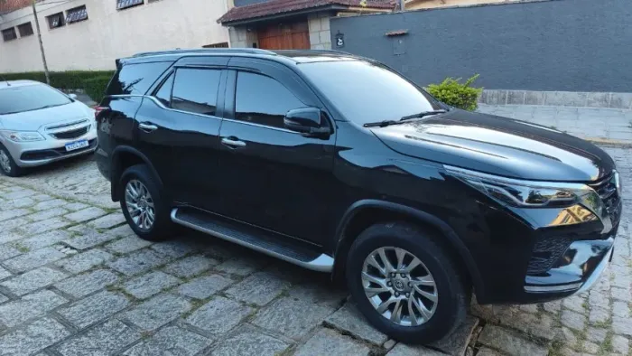 Toyota Hilux SW4 SRX 4X4 2.8 TDI 16V Dies. Aut. 2021