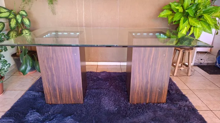 Mesa de vidro para escritório