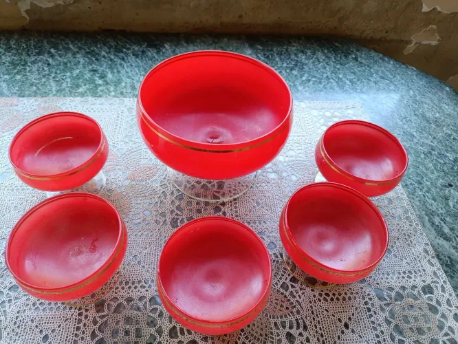 Jogo de sobremesa antigo