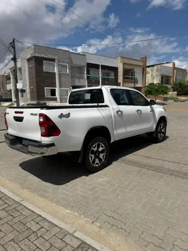 Toyota Hilux CD 4X4 2.8 Diesel Mec. 2023