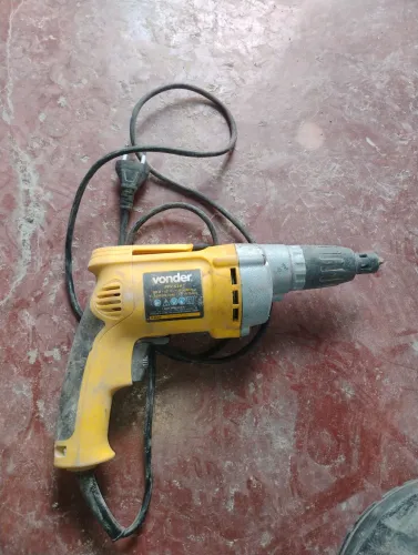 Furadeira de impacto para drywal