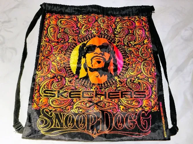 Mochila sacola Skechers x Snoop Dogg