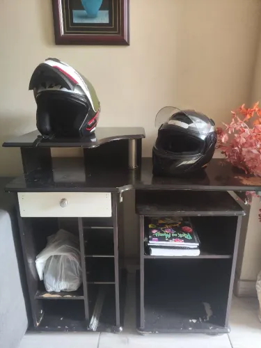Mesa pra computador com gaveta 