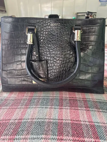 Bolsa Schutz