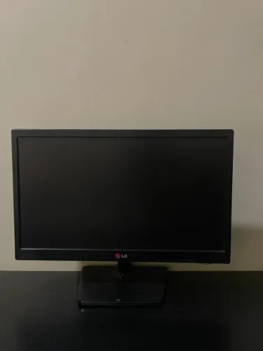 Monitor LG 22" LED 60Hz - Excelente Estado