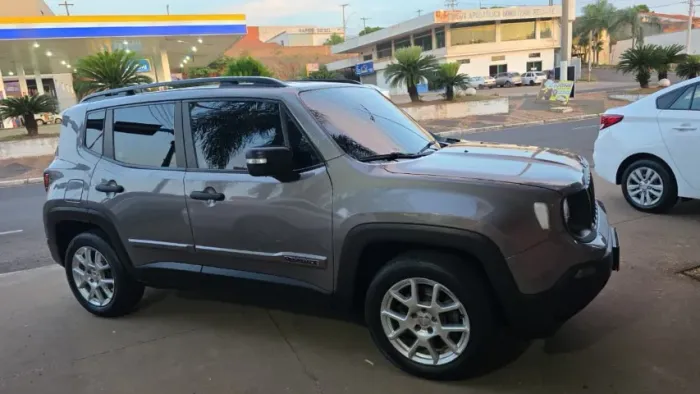 Jeep Renegade Sport 1.8 4X2 Flex 16V Aut. 2021