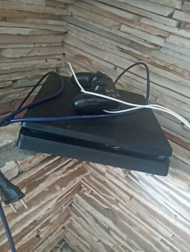 Ps4 slim500gb com FC 26 atualizado