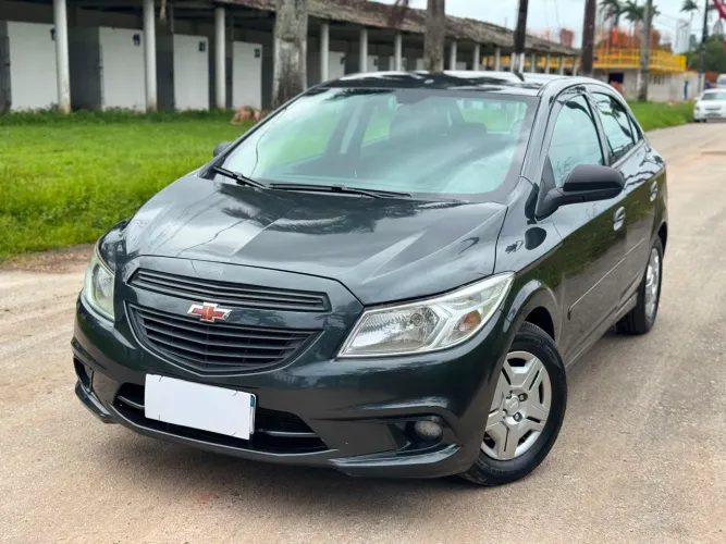 Chevrolet Onix JOY Hatch 1.0 8V Flex Mec. 4P 2018