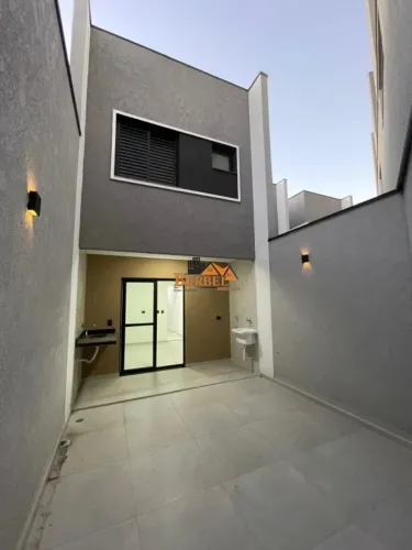 Sobrados Novos para Venda Jardim Brasília, 2 Suítes, 2 vagas 110m²