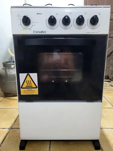 Vendo Fogão Esmaltec