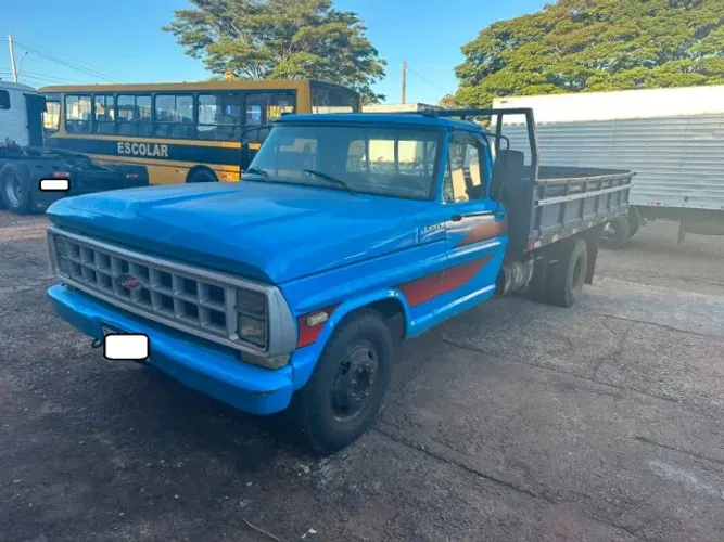 Ford F4000 4x2 ano 1989 c/Carroceria