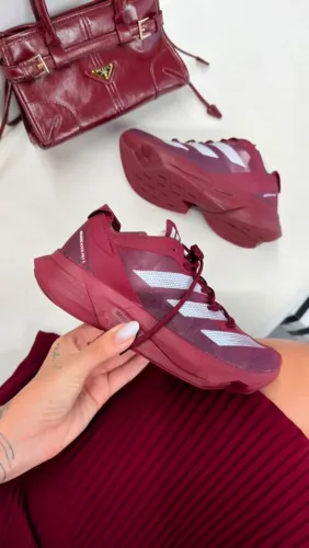 Tênis Adidas Adizero pro 3 bordô