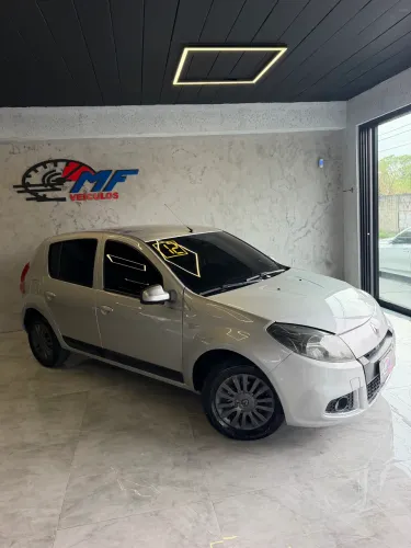 Renault Sandero Privilège Hi-flex 1.6 16V 5P AUT 2012