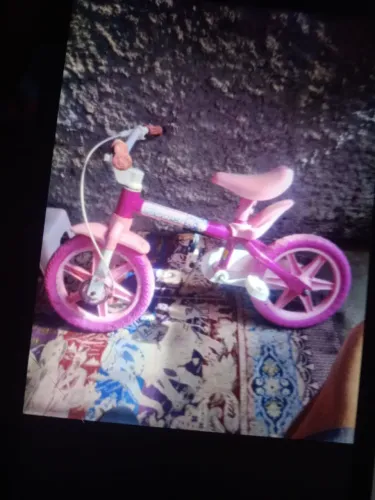 Vendo a minha Bicicleta aro 12 funcionando perfeitamente 