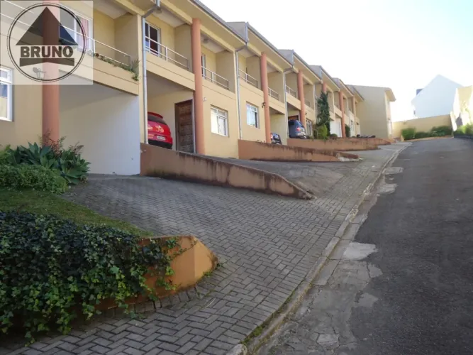 SOBRADO EM CONDOMINIO PERTINHO DO PARQUE TANGUA