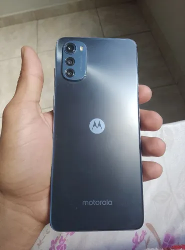 Vendo MOTO E 32 64GB leia a descrição
