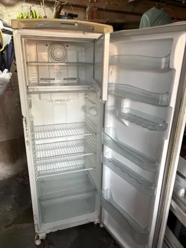Geladeira consul