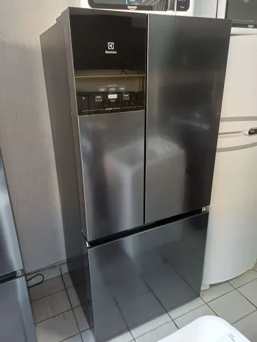 Geladeira Electrolux 3 Portas Semi Nova