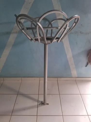 Lixeira para calçada