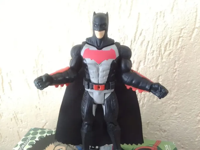 Boneco Batman vs Superman Colecionável Geek