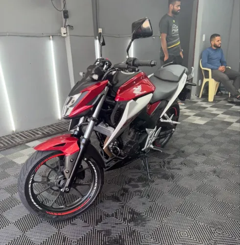 CB Twister 300 F Vitrificada | 2.100 KM | A mais nova de Salvador 