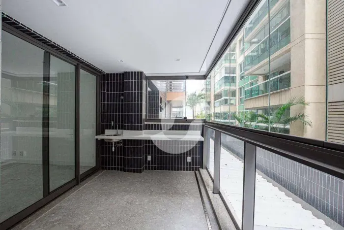 Apartamento com 3 dormitórios à venda, 140 m² por R$ 2.650.000,00 - Icaraí - Niterói/RJ
