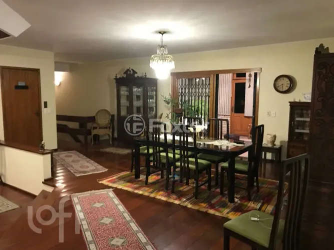 Casa à venda Rua Pedro Moacyr, Cascata - Porto Alegre