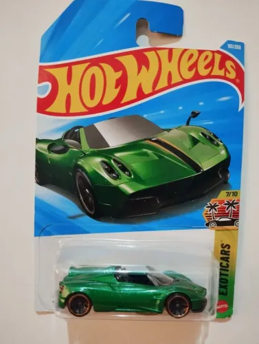 Hot Wheels '17 Pagani Huayra Roadster JJH99