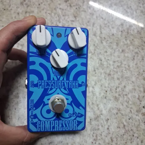 Pedal compressor optico caline guitarra