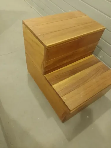 Escadinha multiuso 