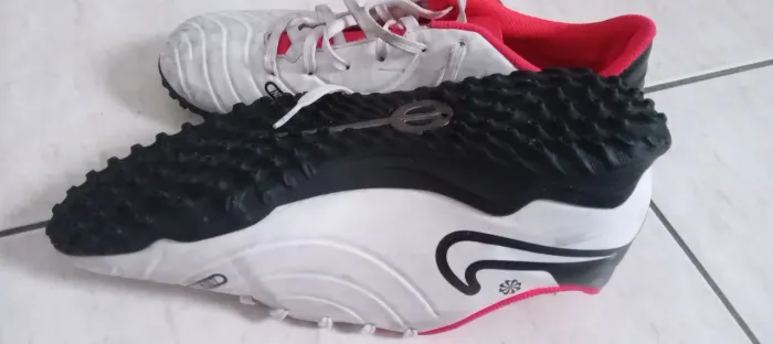 Chuteira nike tiempo n° 40
