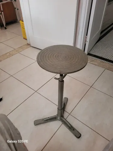 Torno giratório pata artesanato em cerâmica, manual, de ferro