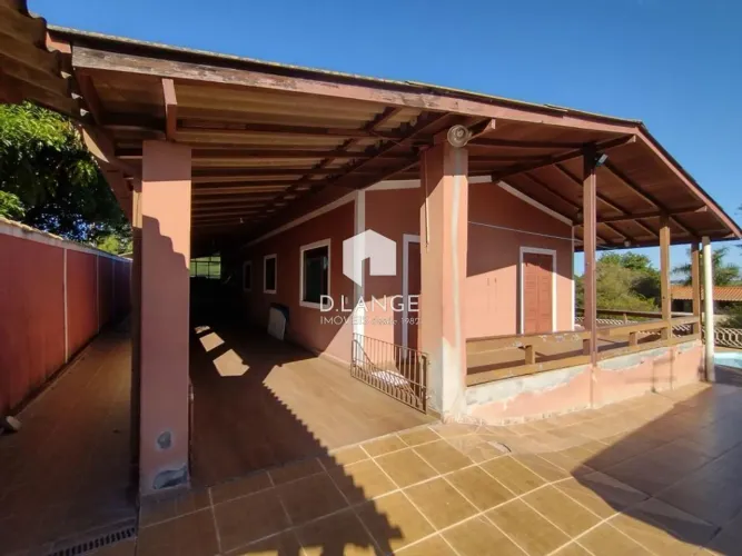 Casa à venda no bairro Parque Xangrilá em Campinas