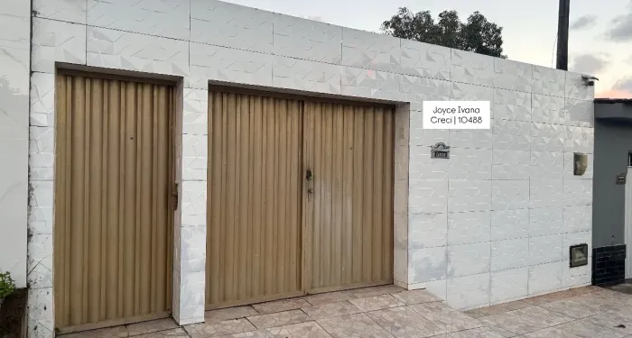 Vende-se casa no Conj. João Sampaio 1 Petropolis 