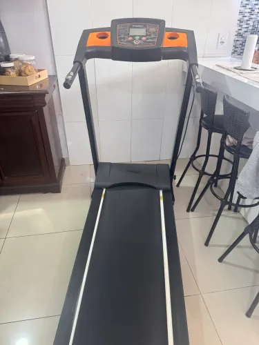 Oportunidade! Vendo ou Troco Esteira por Bike de Spinning