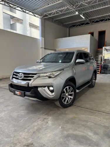 Toyota Hilux SW4 SRX 4X4 2.8 TDI 16V Dies. Aut. 2020