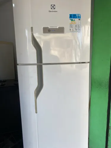 Geladeira Eletroluxx fross free duplex