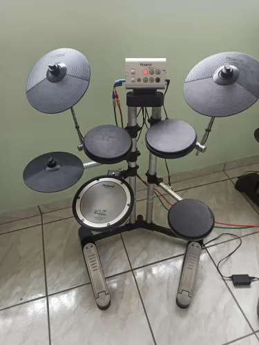 Bateria eletrônica Roland HD-1