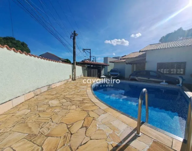 Casa no Centro de Maricá à venda, 214 m² por R$ 1.400.000 - Centro - Maricá/RJ