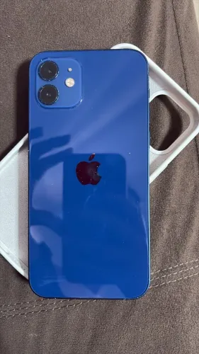 iPhone 12 64gb 73% de bateria