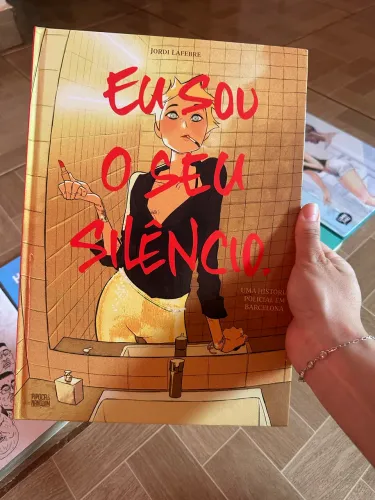 HQ em excelente estado. Thriller investigativo com muito suspense e uma trama envolvente.