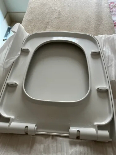 Assento para Vaso Sanitário marca Roca (Boss)