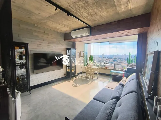 Apartamento na Agua Fria ,com tres dormitorios com uma suite,e duas vagas de garagem.