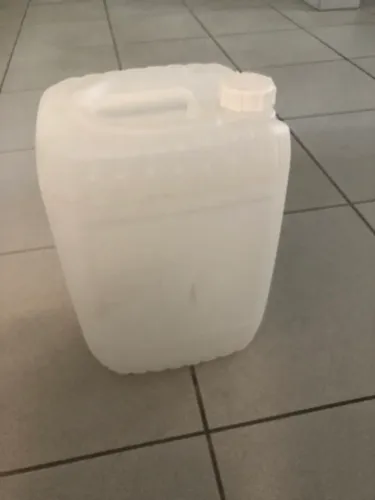 Galão de 20 litros usado