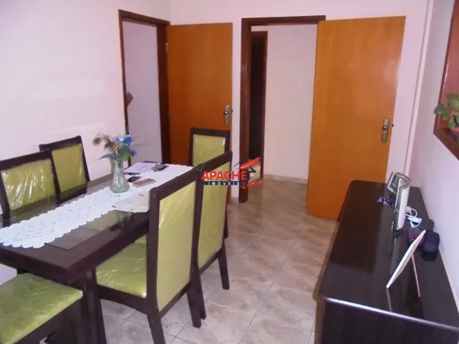 Apartamento 3 dormitório Inácio Martins, 2 vagas na garagem!