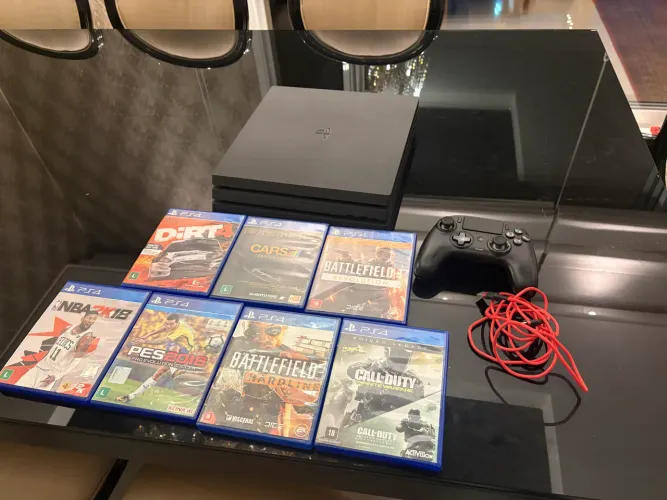 Console seminovo ps4 PRO com controle NACON profissional de fio e jogos inclusos