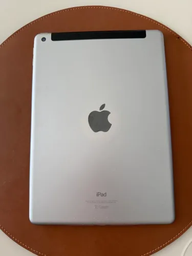 iPad 6ª Geração Wi-Fi + Celular - 32gb (USADO)
