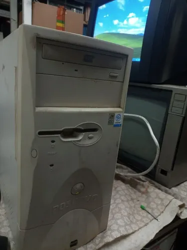 CPU antigo com windows XP funcionando