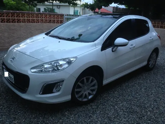 Peugeot 308 Active 1.6 Flex 16V 5P Mec. 2014