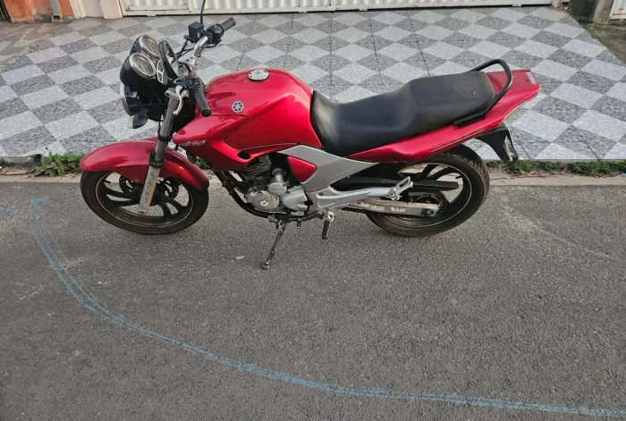 YAMAHA YS 250 FAZER